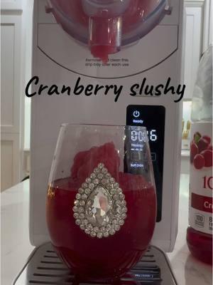 Iceman slushy using cranberry juice #iceman #slushy #slushymaker #slush #slushiemachine #fyp #yum #musthaves #lovethis 