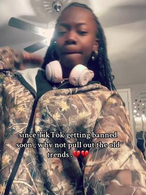 y’all think they gon ban TikTok ?👀 #fyp #viral #trending #oldtiktok #oldtrend #hitthequan #tiktokviral  #fypシ #foryoupage 