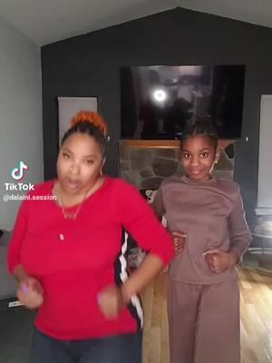 Mother and daughter duo ❤️ #brandynorwood #sittingupinmyroom  #sittingupinmyroomchallenge #motherdaughter 