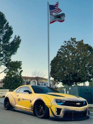 Pray for California 🙏🏻💛 #camaro #transformers #autobot #bumblebee #rust #build #details #california 