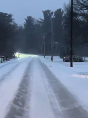 #BREAKING Snow covered roads in South Bend, Indiana #fyp #INWX #Snow #weather #News #snowstorm 