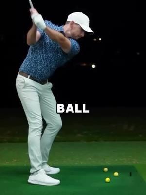 Mastering your start line can transform your game. Check out this genius tip for precision and control on every shot.⛳ Video credit: @kerrodgraygolf Follow us: @golf.wisdom #golfforbeginners #golfpractice #golftips