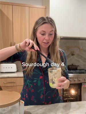 My toddler would not stop asking to lick it 😆 day 4 started out awful & ended up so good!! #sourdoughstarter #sourdough #sourdoughtips #sourdoughstarterday4 #sourdoughhelp #MomsofTikTok #momtok #CapCut 