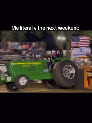 WAIT maybe they are on to something????? #tractor #tractorpulling #explore #johndeere #fyp #foryoupage #college #johndeere6030 