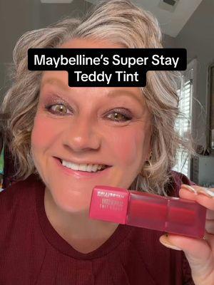 Your lips deserve the teddy-soft feel of Maybelline’s Super Stay Teddy Tint 🧸✨ This 12-hour wear lip tint delivers a plush, blurred matte color that’s smudgeproof, kissproof, and waterproof! 🌟 Perfect for everyday wear or bold statement looks—build it your way in any of the 10 stunning shades. Swipe it on for lightweight, transfer-proof color that lasts. Want a fresh ombre look or a cheek tint? Teddy Tint has you covered! 💋 Click the orange cart in my showcase to grab yours now and experience the teddy-soft magic. 🛒  @Maybelline NY @Italia Deluxe Makeup  #SuperStayTeddyTint #MaybellineMakeup #MatteLipColor