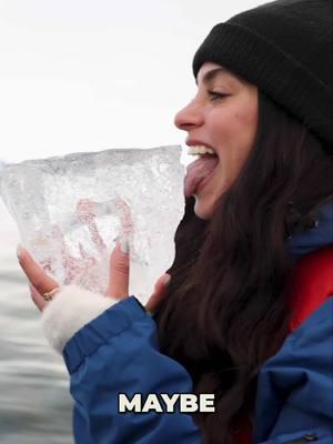 TASTING BLACK ICE IN ANTARCTICA 🇦🇶 (I got permission by a professional guide). THIS ICE BLOCK COULD HAVE BEEN 10,000 YEARS OLD 🤯 #fyp #antarctica #antarcticatok #blackice 