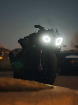 First of the year, it's been a while. I'm rusty 😅😂 #s1000rr #s1000rriders #bikelove #bmwmotorrad #bmws1000rr #quiet #qptw #nightshot #film #bikesof7eleven #beanbuilt #shotat7eleven #onlyat7eleven