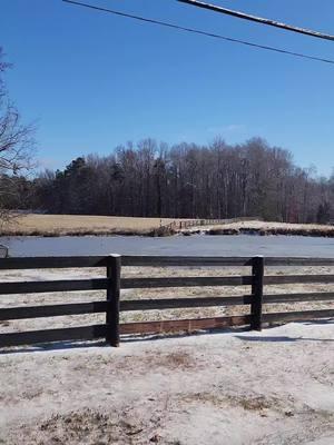 Out in North Carolina #fyp #CapCut #cinmatography #snow #northcarolina #ice #garrettmchammer 