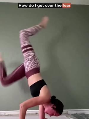 “How do I get over the fear of kicking up in my inversions?” “Why do my wrists ache every time I try crow pose?” “How do I stop myself from faceplanting in my arm balances?” “What’s the next step to flying my handstand?” Can you relate? Do you feel like you have more questions than answers when it comes to your arm balances and inversions practice? I get it! There’s a LOT of misinformation out there about what actually makes these poses fly. It’s easy to feel stuck, constantly saving Instagram tutorials and searching Google without ever finding clarity. But what if every question you’ve ever had about arm balances and inversions could be answered - today? And what if all those answers were in ONE place? Because learning to do awesome shit with your body doesn’t have to take years or even months. It doesn’t have to feel confusing or frustrating. And you definitely don’t have to do it alone. Over the last 6 years, I’ve helped tens of thousands of people just like you unlock these poses FAST without more core strength, flexibility, and all the other nonsensical things your yoga teacher has said were “essential” to flying. All you really need is the right approach. Understanding the step-by-step detailed instructions that make these poses fly, how to activate and engage the specific body parts that will allow you to do so, and a community that will support you every step of the way will be game-changing for your success. That’s exactly why I created Yogi Flight School - my signature Arm Balance & Inversions program. If you’re ready to finally make insane strides in your practice without years of confusing trial and error and show yourself what’s possible in the body you have right now, Yogi Flight School is THE place! 🔴 We’re enrolling new and aspiring yoga ninjas until Monday evening ONLY! Click the l!nk in my b!o to get all the info! . #armbalancetraining #yogabalancepose #yogabalanceact #yogabreath #onandoffthemat #yogaforbeginners #flexibilitytips how to arm balance yoga, how to do handstand, crow pose yoga, balancing yoga poses, yoga arm balances for beginners