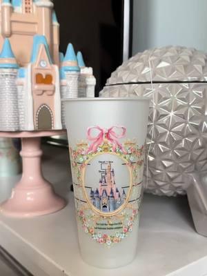 New color changing cold cup mystery bag with our bestselling dreamy castle design! 💕 #cinderellascastle #colorchanging #coldcups #disneystarbucks #starbucks #coldcup #castle #disneyworld #magickingdom 