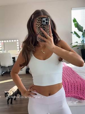 dupe alert 💗💗 @Glowmode  #workouttop #gymtop #gymoutfit #activewear #sportsbra #lululemon #lululemondupe #cutegymclothes #butterysoft #pilatesprincess #pilatesoutfit #outfitinspo 