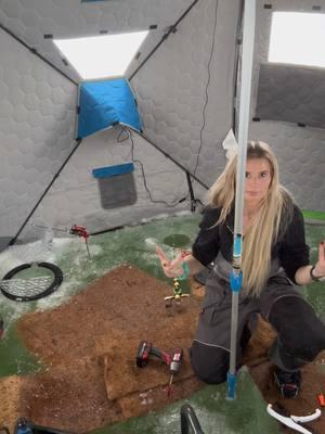 Here’s my MacGyvered solution I came up with to create some sort of support in the middle of my collapsing ice fishing tent… I think I did a pretty good job. #macgyver #jimmyrigged #solution #icefishing #womenfishing #roofcollapse 