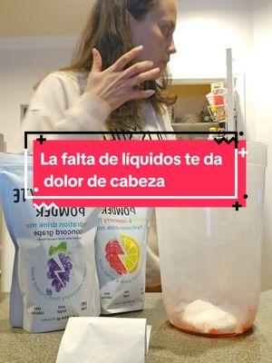 Con estos elementos vas a tomar toda el agua que necesites en tu día y saben super rico. #microingredients #electrolitos #electrolytes #ingestadeagua 