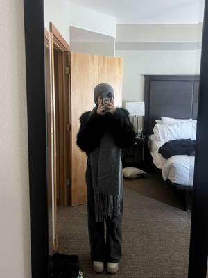 Was waiting for my Taco Bell order #fyppppppppppppppppppppppp #fypシ゚viral #foryoupage #fypツ #hijabi #hijaboutfitideas #colorado #trending #snow #hijabioutfitideas 