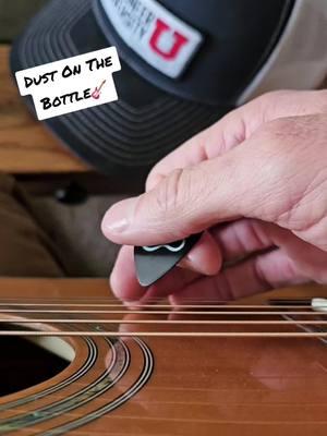 I wonder how @Junior Staggs would do on this one? #learnguitarfavorites #dustonthebottle #davidleemurphy #90scountry #countrymusic #acousticcover #acousticguitar #acousticcountry 