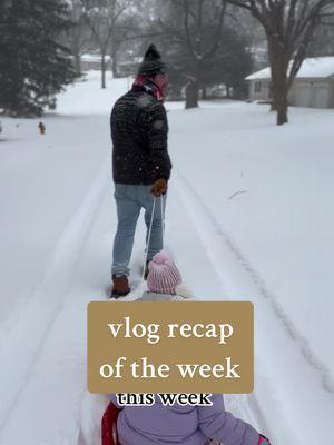 I don’t mind January nearly as much when there’s snow 🥰 it’s been a fun week snowed in with the girls, and getting the house back to normal after the holidays. . So proud I’ve been showing up for my workouts, and I’m already feeling the mental health benefits 👏🏼👏🏼👏🏼 . #Vlog #momvlog #vlogtiktok #weeklyvlog #weekrecap #recap 