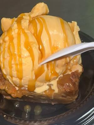 Homemade Bread Pudding with a scoop of Flantasy #icecream 🤤 #yum #breadpudding #homemade #dessert #yummy #sundae #sweet #miami #fyp #foryoupage #midtowncreamery #godisgood 