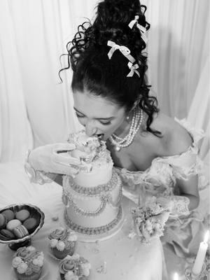 Replying to @sangre.sagrada🥀 let them eat 🍰 #birthdaygirl #birthdayphotoshoot #photoshootideas #marieantoinette #marieantoinettestyle #marieantoinetteaesthetic #marieantoinettehair #birthdaycake #birthdayshoot #birthdayshoot #birthdayinspo #birthdayideas #24 #24thbirthday #vintagecake 📸 @Scott Kruitbosch 