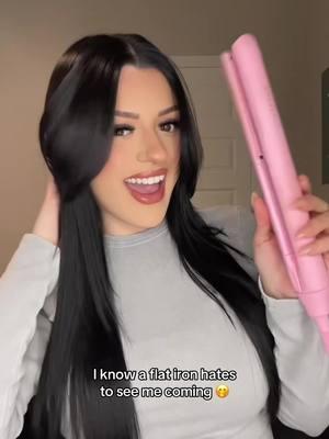 The best flat iron that glides smoothly giving you a frizz-free & shiny finish ✨Who else is obsessed with pink flat irons? #pinkflatiron #straightener #flatiron #straighthair #pinkhairtools #hairtools #hairtok @Yolieeeesal 