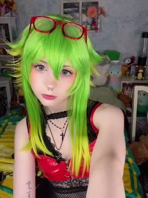 I only wear my glasses to read subtitles on tv👓🍒 #cosplaytiktok #gumimegpoid #gumimegpoidcosplay #vocaloidgumicosplay #gumicosplay #gumivocaloidcosplay #vocaloidcosplay #2020rewind #crossplay