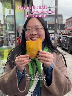 Come spend my last day in Toronto with me 🥲🫶🏼 #torontolife #Vlog #dayinmylife #Foodie #kensingtonmarket #chinatown #matchalatte #sonnyangel 