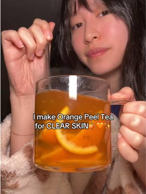 Chinese Beauty secret for orange lovers!! Don’t throw away your peels! Save them to make tea and your skin + body will love you🍊🧡✨  Recipe: 2 peels of an orange 2 cups water ½ an orange freshly squeezed 1 tea bag (black or green) Optional: honey to taste  1 teaspoon grated ginger Ginger + honey have really great skin benefits too🧡 Combine orange peels + freshly squeezed orange into 2 cups of water over the stove. Once water has boiled, let it simmer on medium heat for about 5 minutes. Then add your tea bag. Pour and enjoy🧡 Add more water, orange peels or tea according to your preference!! #orangepeel #orangepeeltea #chinesetea #chinesebeauty #skintok #clearskin #acne  #clearskintips #greenjuice #winterseason #guthealth #skinhealth #koreanskincare #xiaohongshu 