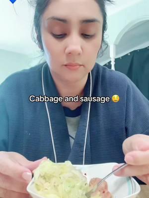 @Audzer2 #💙 #cabbage #cabbageandsausage #cabbagerecipe #crunchy #crunch #asmrsounds #asmr #eat #eatwithme #Foodie #tiktokfoodie #fyp #foryou #paratii #paratipage #trending #trendy #viralvideo #goviral #tag #tagsomeone #musttry 