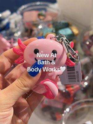 #bathandbodyworks #bathandbodyworkshandsanitizer #bathandbodyworkshandsanitizerholder #newbathandbodyworksthings #newatbathandbodyworks #viral #viralbathandbodyworks #shopwithme #shopwithmeatbathandbodyworks #preppy #preppyshopping #foryou #fyp #fypage #foryourpage 