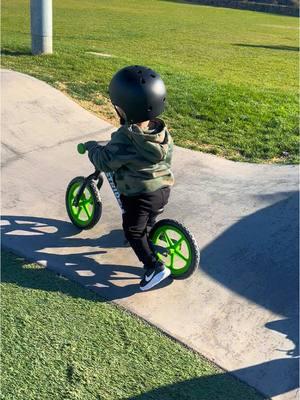 Took Lake to The Deck skate park in Eastmark Mesa today. There’s the perfect pump track for him to ride his strider bike and scooter! So cute.   #striderbike #balancebike #18monthold #boymomlife 