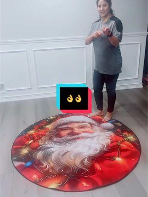 Floor mat 👍🏻👍🏻👌👌#floormat #roundrug #fyp #onsale #santa #small #mat 