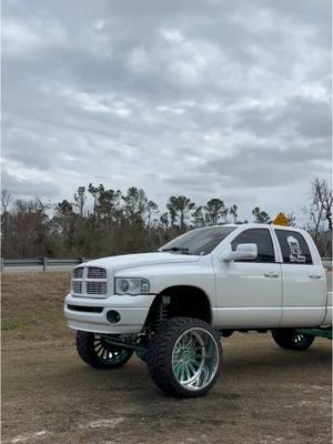 Needs more lean #3rdgen #26x16 #bcrforged #405s #gdpportals #lifted #leanin #bkt 