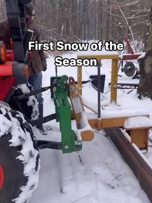 Sometimes, even if there’s only a little bit of snow on the ground, I can’t resist the urge to get out on my tractor and do some snow plowing. As you can see, I use a front plow and a back blade and this combination takes care of everything from the 3 inches we have on the ground today, up to 18 inch drifts. #livingouramericandream #snowplow #snowplowing #backblade #tractor #kubota #winterweather 