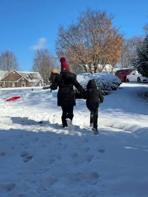 Fun in the snow! #snow #snowday #motherhood @Furtalk official #furtalk 