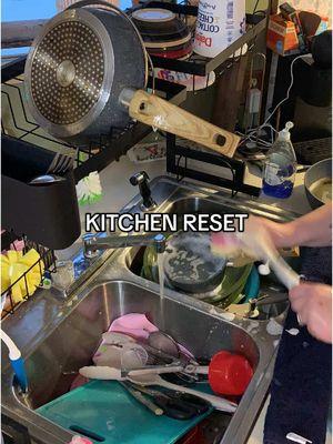 #sahm #kitchen #clean #dishes #dishesinthesink #cleanwithme #kitchenreset #cleaningtok #CleanTok #washingdishes #kitchennightmare #messy#dishesfordays #messykitchen #cleaningtiktok #cleaning #cleaningmotivation #motivation #sahmsoftiktok #realistic #realisticmomlife #realisticcleaning #MomsofTikTok #postpartum #sahmlife #momlife #postpartumjourney #girlmom #2under2 #postpartumrecovery #sahmtok #trailer #mobilehome #singlewide #trailerlife #fyp #foryoupage #foryou 