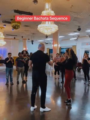 Beginner Bachata #rodrigoandwendy #tiktok #professionaldancer #latindancer #bachateros #bachata #bachat #bachatadance #bachatatiktok 