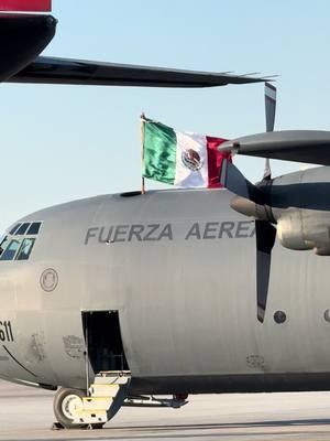 Fire fighters from mexico just landed to assist. #mexico #mexico🇲🇽 #firefighter #cali #california #californiafire #vira #viralvideo #viraltiktok #foryoupage #foryourpage #foryoupageofficiall 