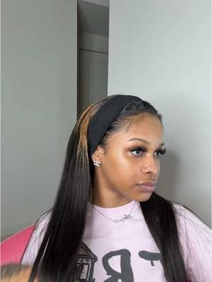 Straight half wig, 22 inches ; $$ code: SLF !! Link in bio!! @likablewig.com 💖 #fyp #straightwig #viral #hairtok #hairinfluencer #wigs #wigtok #wiginstalltutorial #viralvideo #viralllllll #blackgirltiktoks #4upage #blackgirlmagic 