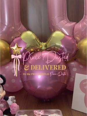 Pretty in Pink 🎀 #professionalpixieduster #youvebeenpixiedusted #pixiedustedanddelivered #resortdelivery #disneyresorts #resortdecorator #giftdelivery #letscelebrate #wdw #surprise #pixiedust #florida #florida #balloons #disneyworld #minnie 