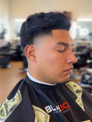 🧼💈 #fyp #viral #texasbarber #sanantoniotx #sanantoniobarber #sanantoniobarbershop #austintx #austinbarbershop #austinbarber #barbertok 