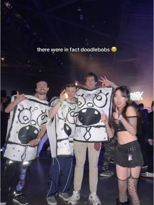 made my night fr 🤣 #rave #ravetok #edm #doodlebob #spongebob #techno #isoknock #isoxo #knock2 #pics #seattle #fyp  