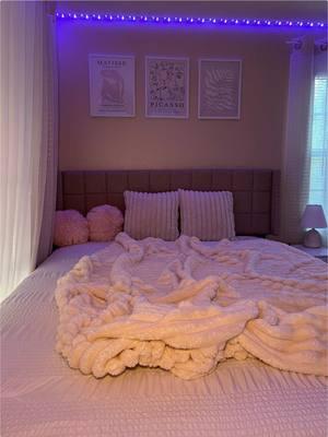 #cozyroom #bedroom #inspo #RoomTour #pink #decor #cuteroom #aesthetic #bedroomdesign #room #smallroom #furniture #girly #lights #Home #roominspo #roommakeover #purple #blankets #decoration #pourtoi #prt #vanity #mirror #2025 #visionboard #thatgirl #Lifestyle #pinterest #pinterestroom #needthat #vanitymirror #redoing #rearranging #beauty #roomdecor #led #projector #disco #romantic #pov #sleep #moving #motivation #beige #usa #america #murica #Summer #candles #grey #skincare #beauty #demure #hellokitty #minifridge #mini #beauty #y2k #kawaii #pretty #makeup #skincare #beige #cute #walldecor #matisse #art #blue #stanley #setup #bedroomsetup #galaxy #vibes #dreamroom #pinkobsession #pinklover #fy #desk #vibey #aesthetic #fyp #cozybedroom #foryou #foryoupage #coquette #viral #cleangirl #SelfCare #jewelry #flowers #dorm #desk #setup #perfume #tulips #flowers 