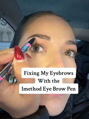 This pen sure comes in handy.  #eyebrows #eyebrowhack #imethodeyebrowpen #eyebrowpen #latina #makeup #SelfCare @IMETHODSTORE 