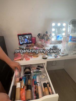 an unfinished video i never posted 😩 #organize #alexdrawers #ikeavanity #vanity #foryou #girlythings 