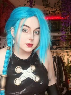 jinx is cvnt I fear 😝 #jinx#jinxarcane#powder#arcane#arcanecosplay#jinxcosplay#powpow#fyp#foryou#foryoupage 