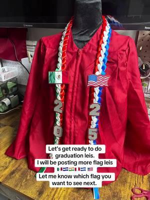 Setting up to do graduation leis. #graduation #fyp #fypシ゚viral #parati #paratii #fy #fpy #classof2025 #graduation #leis #graduationleis #grad #2025 #enprendimiento #enterpreneur #mexican #american #mexicanamerican #youdidit #fypage #classof2024 