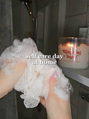 much needed 🧖🏻‍♀️ #foryou #fypシ #SelfCare #selfcareday #spaday#spaathome #selfcareroutine #maintenanceday #skincare #peachslices #facemask #skincareroutine #candle 