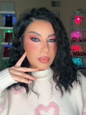 Valentine’s Day coming soon 😉💞 #ValentinesDay #makeup #pink #glam #pinkglam #vday #vdayglam #2025 #afghan #afghantiktok #afghangirl #afghani #afghanboy #tajik #tajikistan #song  