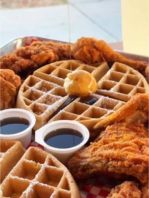 #syrup #waffle #dmv #fyp #dmvfoodie #novafoodie  #chickenandwaffles #fried #chicken #friedchicken #darkmeat #nova 