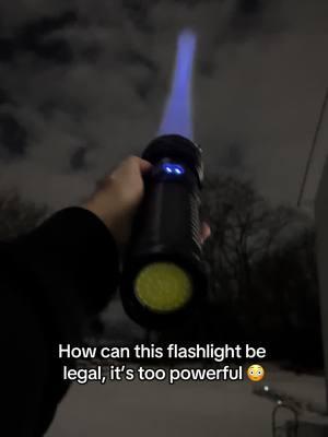 This definitely surpassed my expectations #flashlight #foryoupage #fyp #goviral #brightestflashlight #light #blowthisup #goviral #tiktokshopfinds #flashsale #flashlightchallenge 