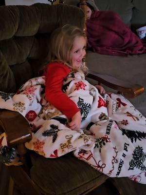 Dedicated fan watching hockey even after spending 9 hours at the rink! #hockey #hockeyplayer #hockeylife #hockeyislife #4 #committed #relatable #cute #happy #obsessed 